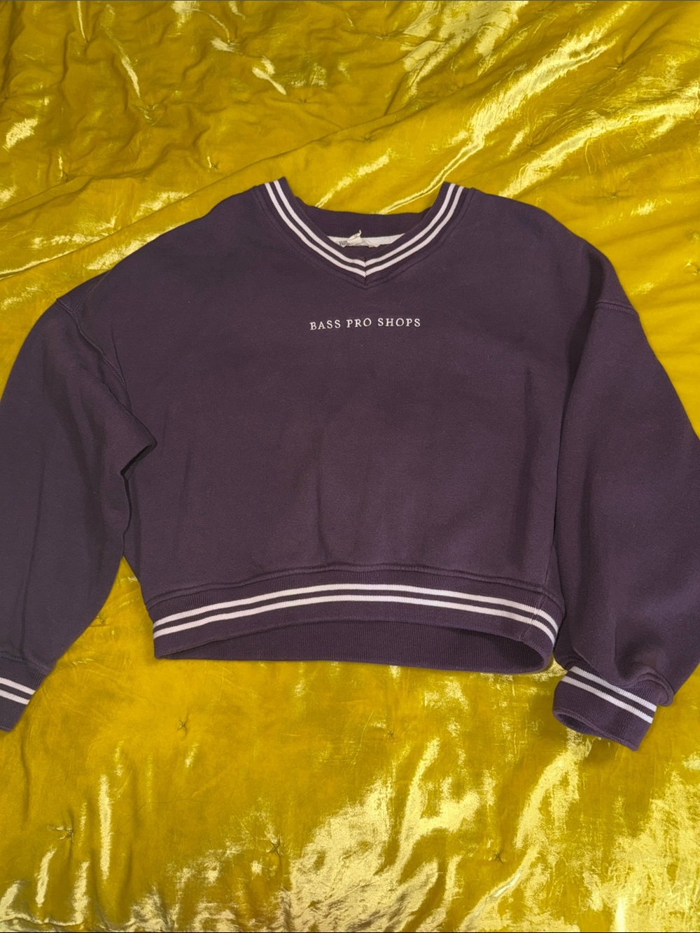 Bass Pro Shops Purple Cropped V-Neck Pullover with Stripe Trim